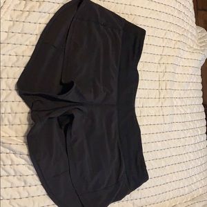 Lululemon speed up short 2.5”
